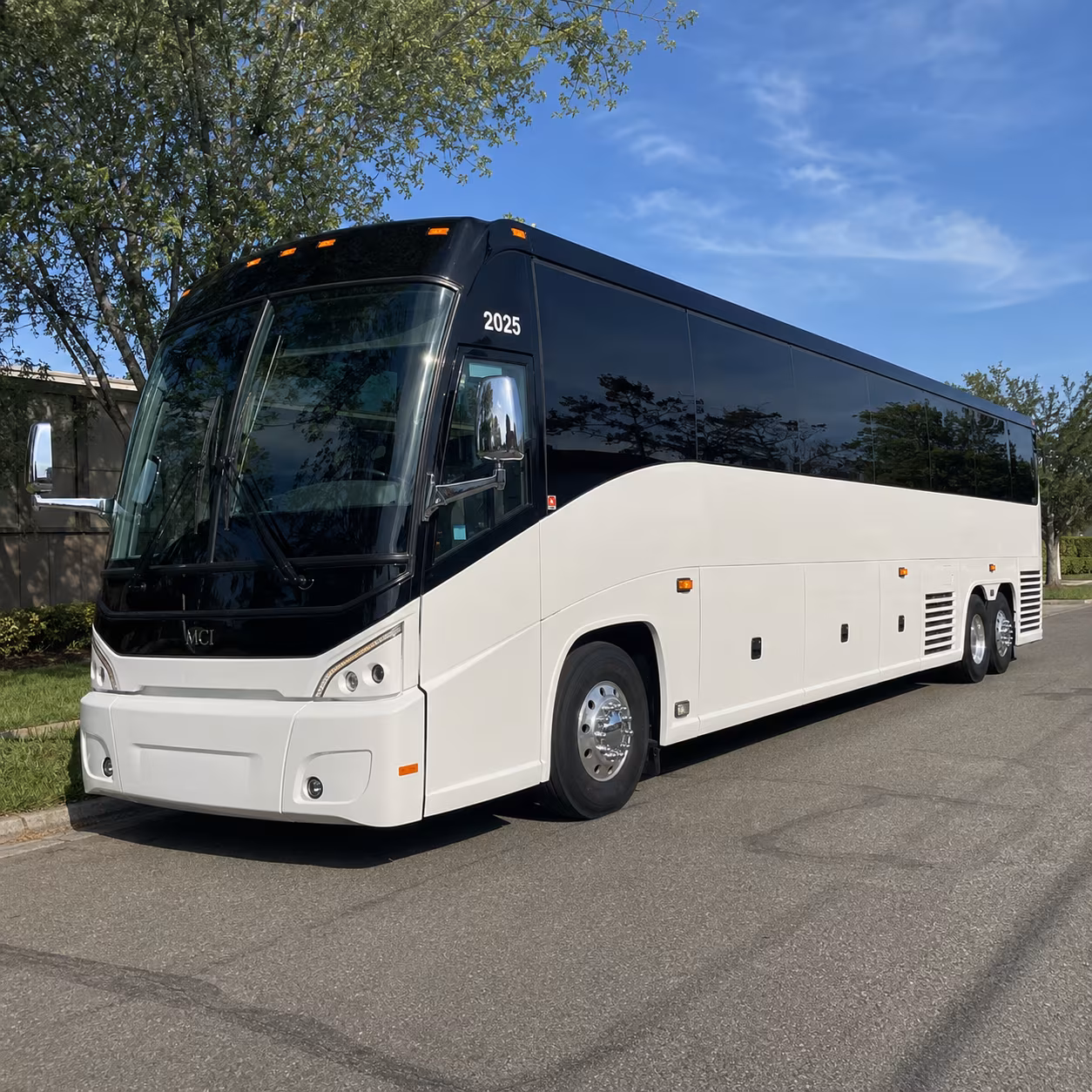 Memphis Corporate Transportation party bus exterior