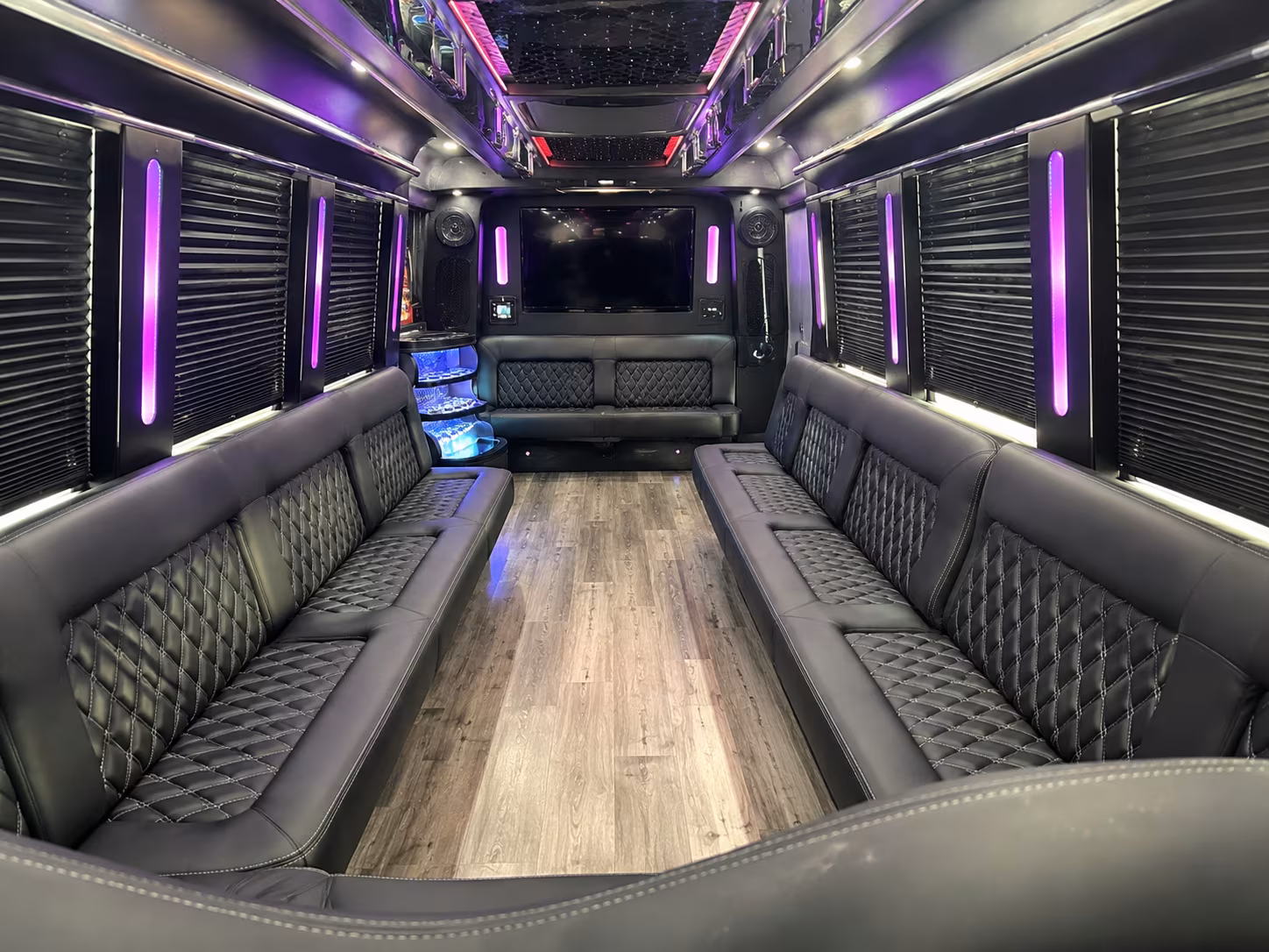 Memphis Prom & Homecoming Transportation party bus exterior