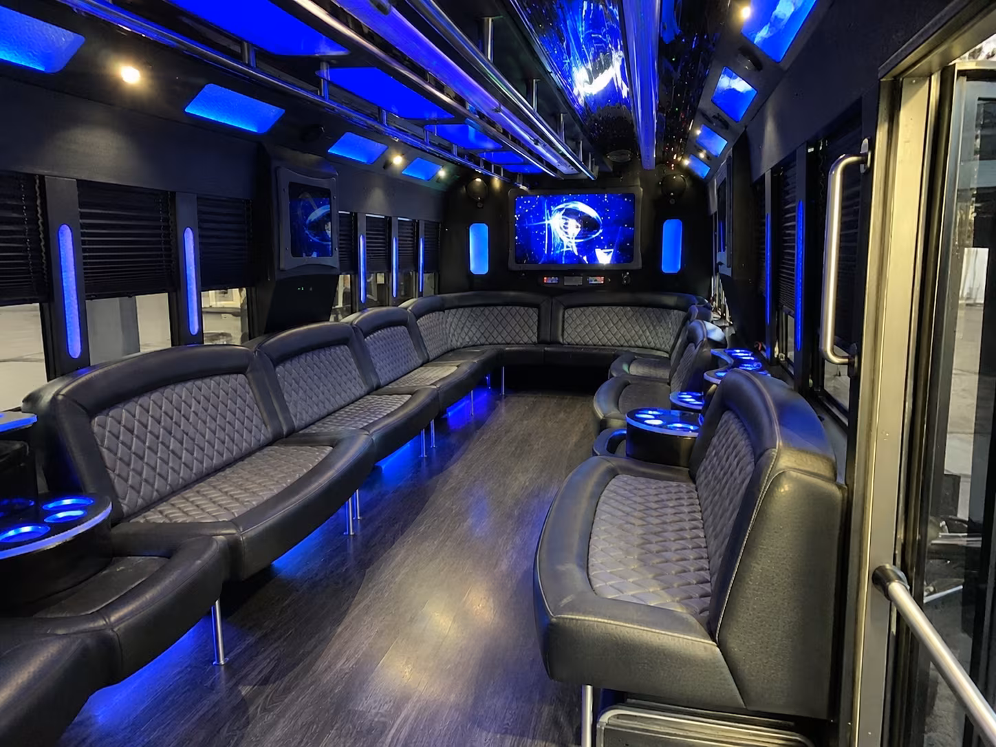 Memphis Sporting Event Transportation party bus exterior